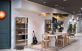 IBIS Port de plaisance